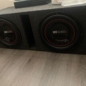 12 inch speakers with box and amp